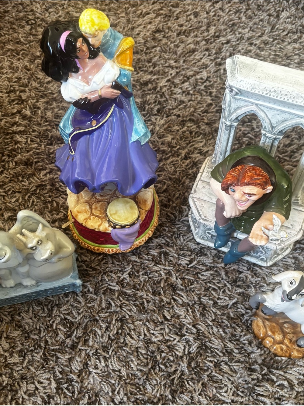 Disney hunchback of Notre dame collector set